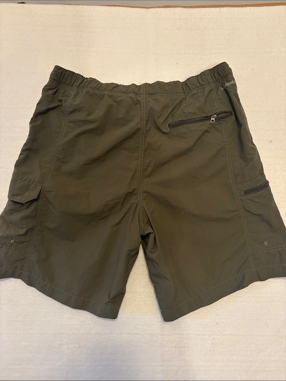 Columbia Men’s Omni- Shade Cargo Shorts Medium - Picture 2 of 6